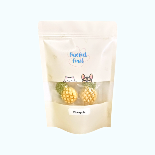 Freeze-dried pineapple dog treats, 10 piece pack, Pawfect Feast